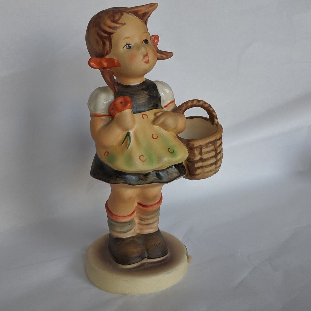 Hummel Figurine SISTER Girl with basket